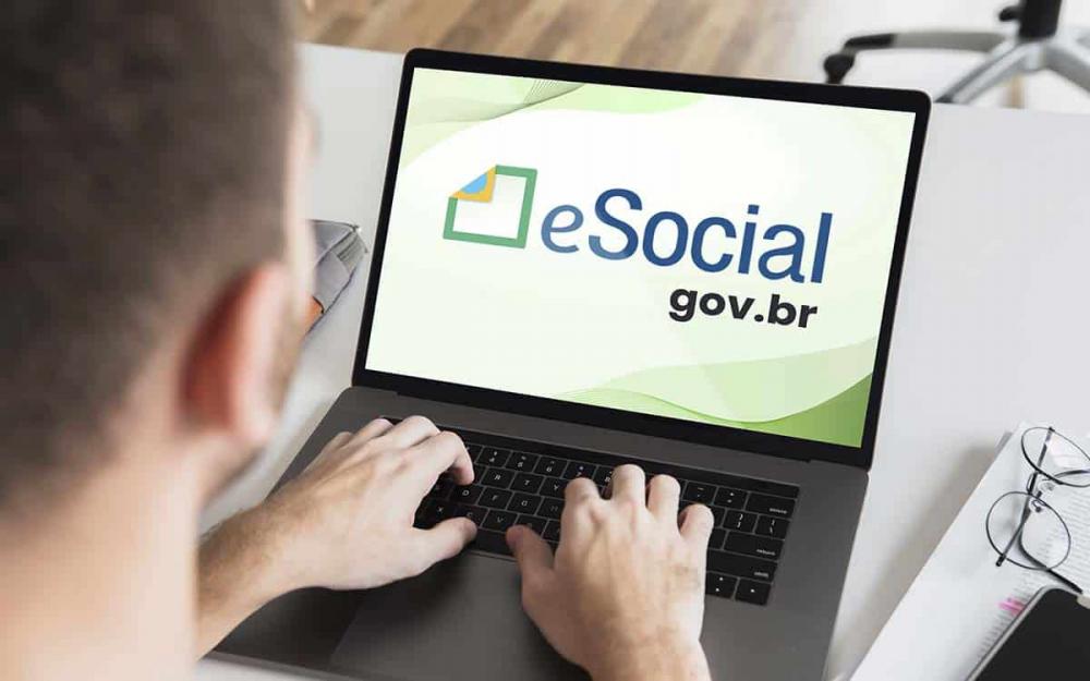 500 mil empregadores domésticos notificados pela Receita: saiba o que fazer 1 ccce09712f3854cfe0edb38ee225584d